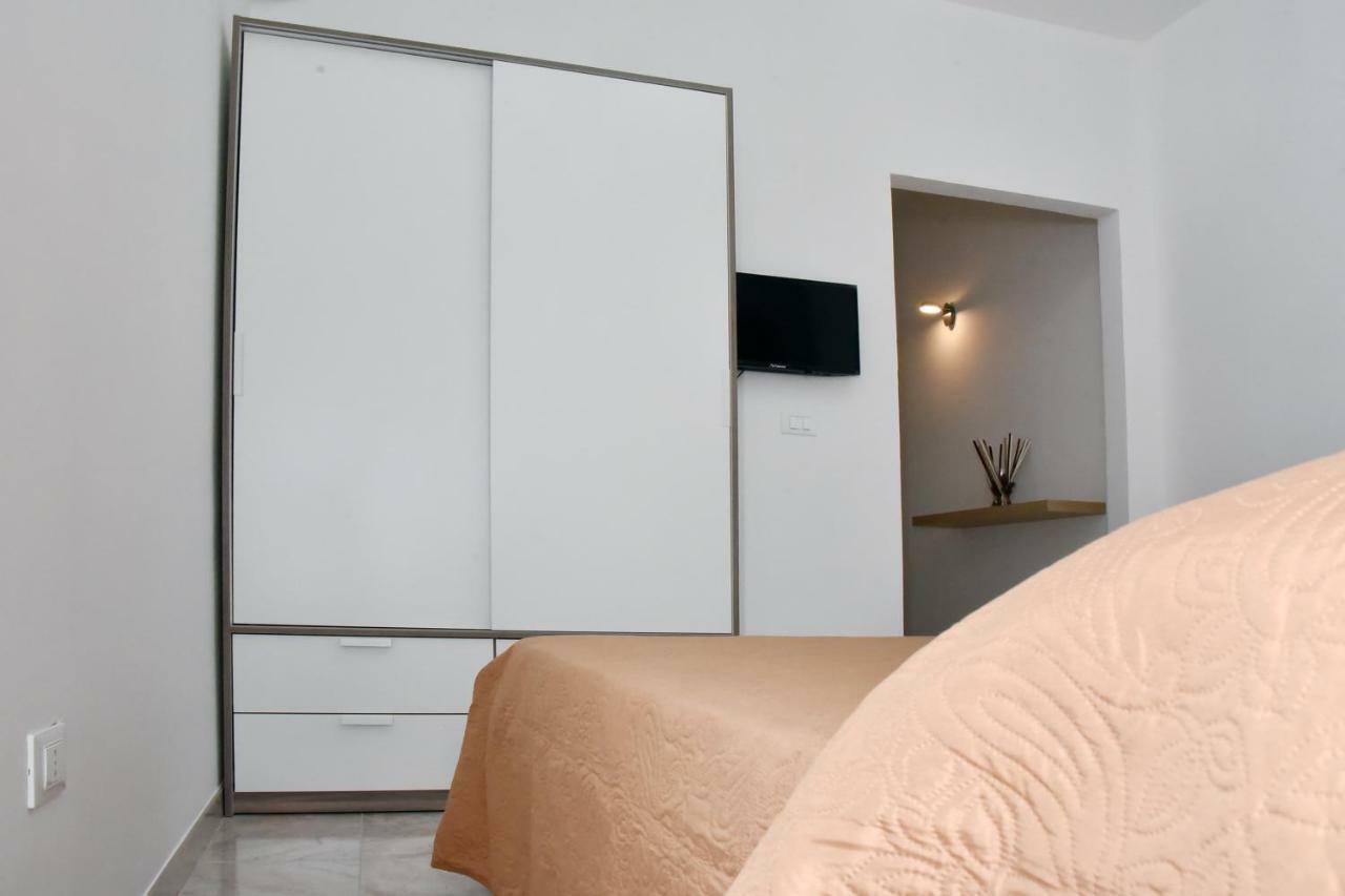 B&B Arzeria Кавалино ди Лече Екстериор снимка