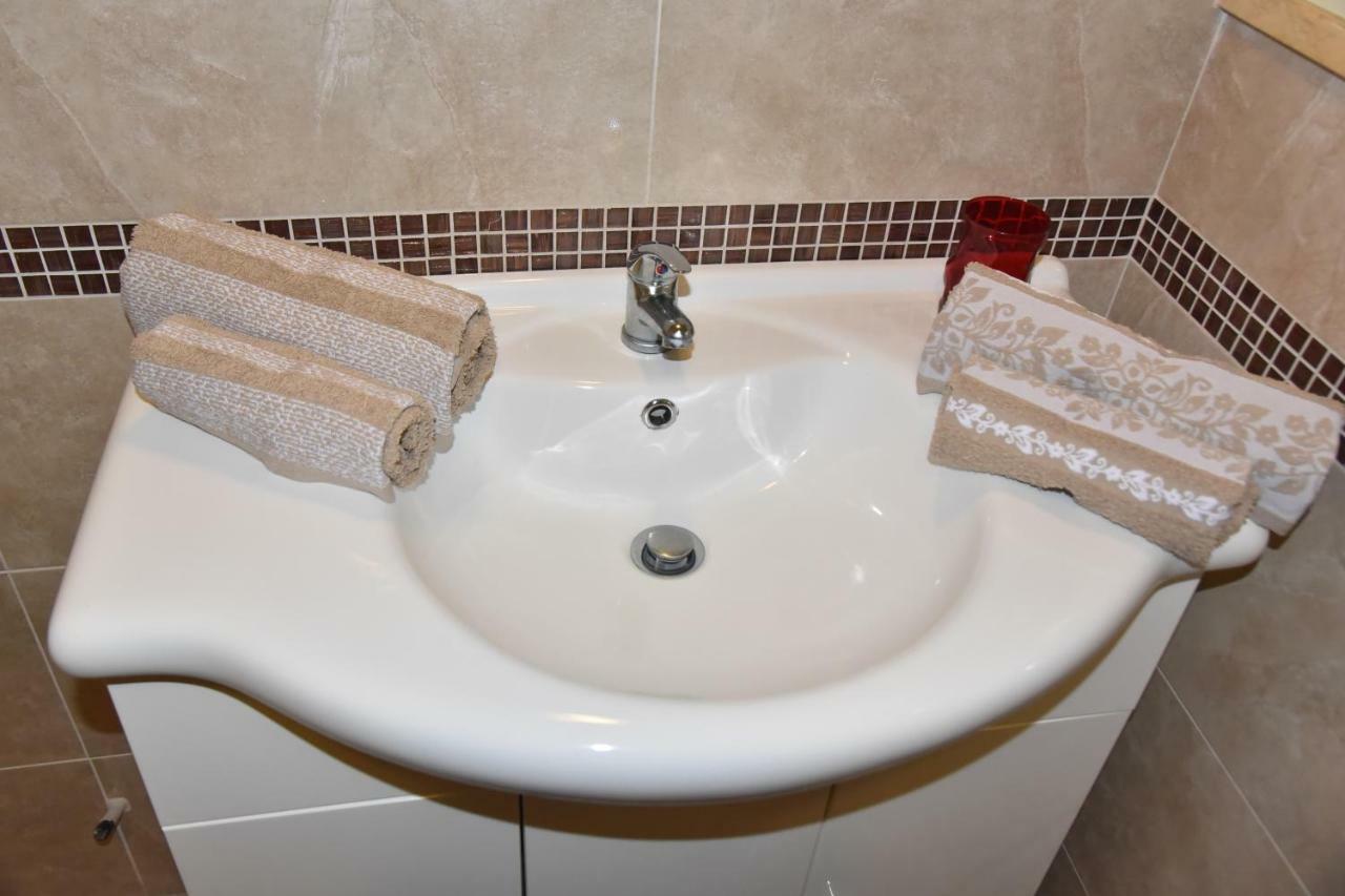 B&B Arzeria Кавалино ди Лече Екстериор снимка