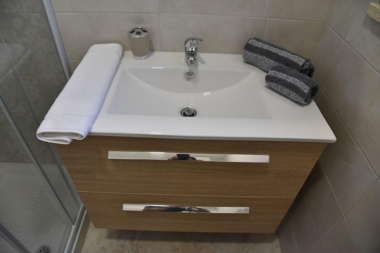 B&B Arzeria Кавалино ди Лече Екстериор снимка